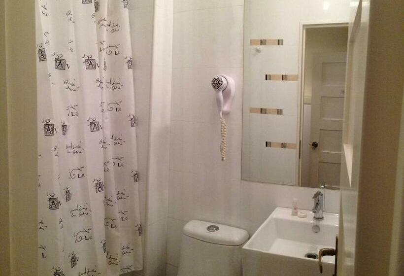 غرفة قياسية فردية, Quinchamali