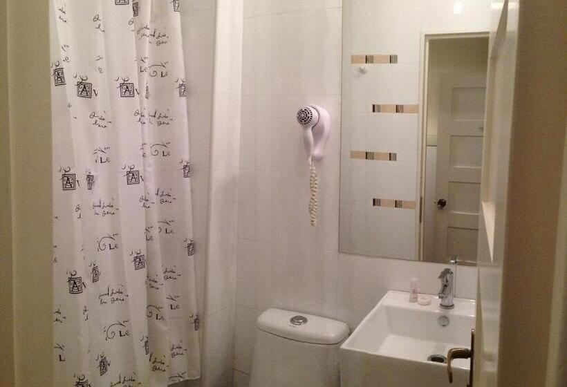 غرفة قياسية ثلاثية, Quinchamali