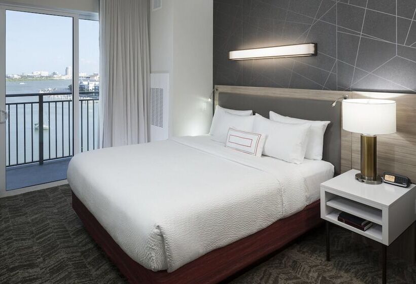 带阳台套房, Springhill Suites By Marriott Clearwater Beach