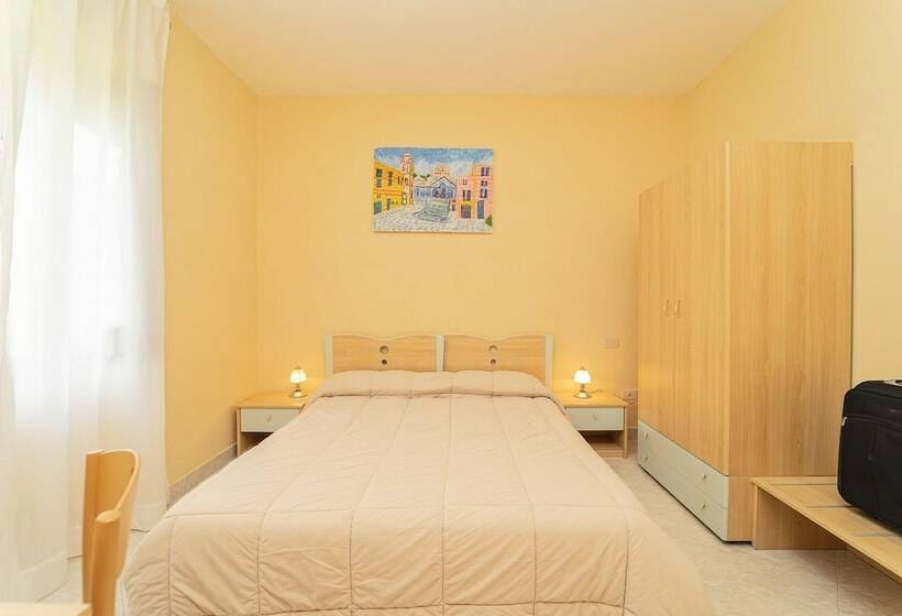 חדר סטנדרט, Tra I Monti