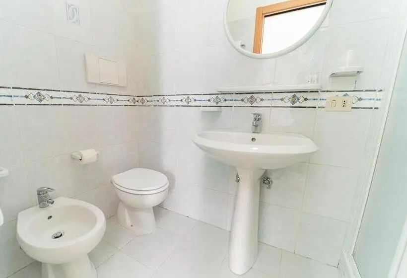Standard-huone King-vuode, Tra I Monti