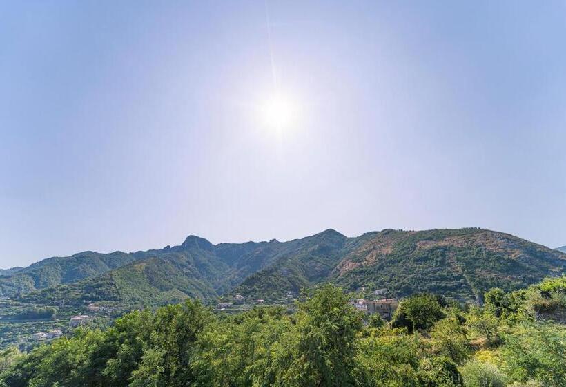 חדר סטנדרט עם מיטת קינג, Tra I Monti