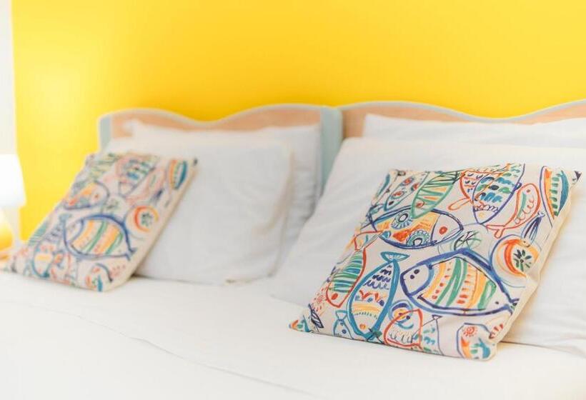 חדר סטנדרט, Tra I Monti