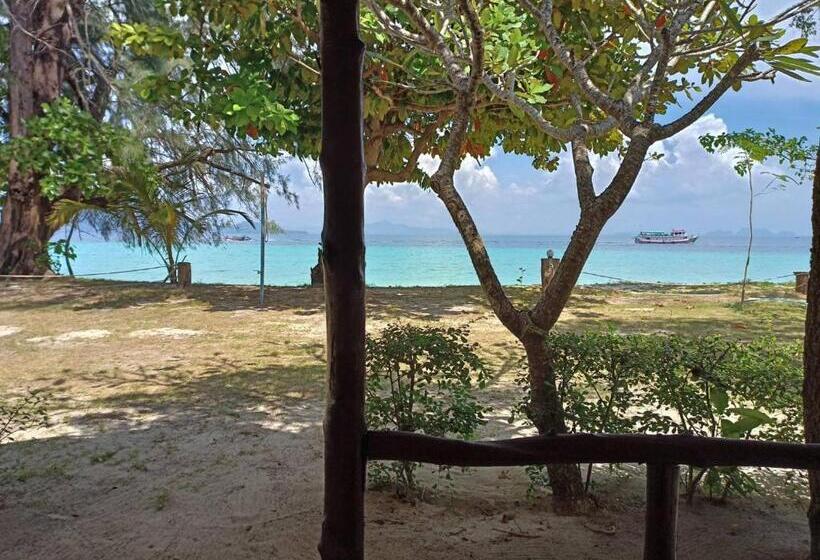 بنجلو قياسى, Kradan Beach Resort