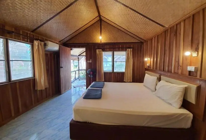 スタンダードバンガロー, Kradan Beach Resort