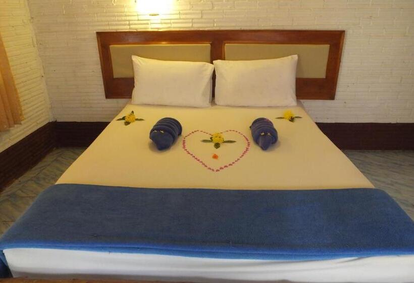 بنجلو قياسى, Kradan Beach Resort