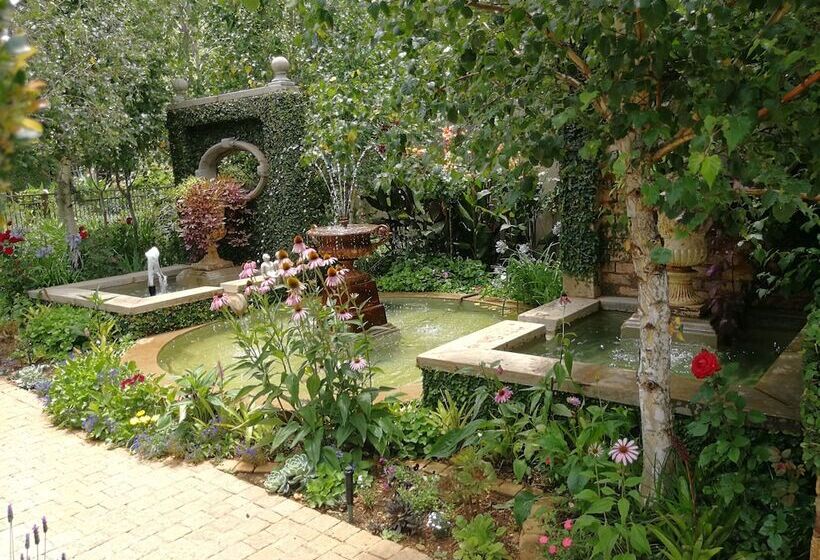 סוויטה אקזקיוטיב, At 98 On Lynburn Guest House