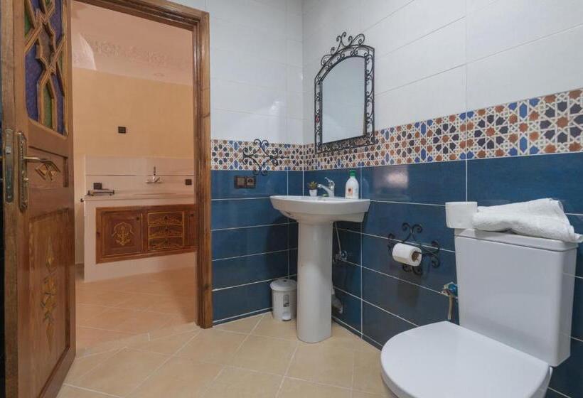 이그제큐티브 스위트, Puerta Azul