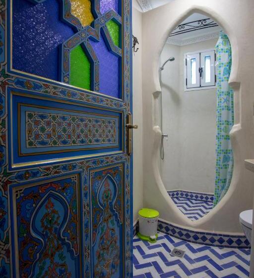 디럭스 룸, Puerta Azul