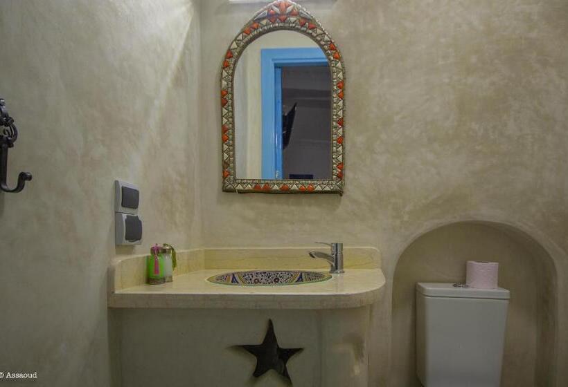 디럭스 룸, Puerta Azul