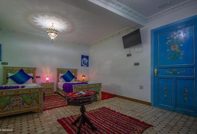 디럭스 룸, Puerta Azul