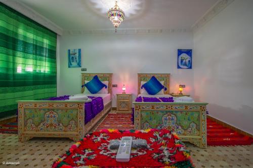 디럭스 룸, Puerta Azul