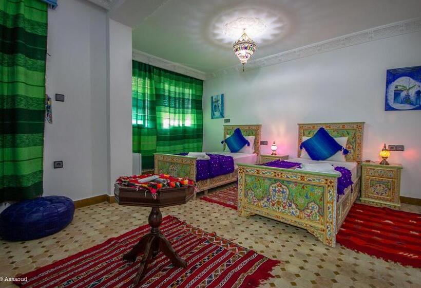 חדר דלוקס, Puerta Azul