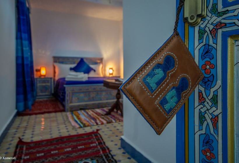 חדר דלוקס, Puerta Azul