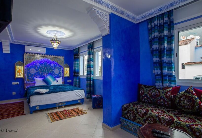 디럭스 룸, Puerta Azul