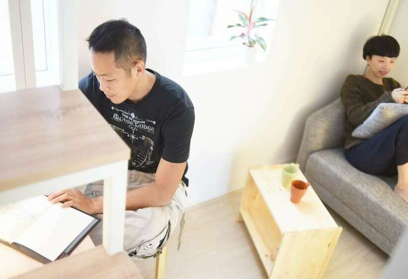 اتاق استاندارد, Owlstay Flip Flop Hostel Garden