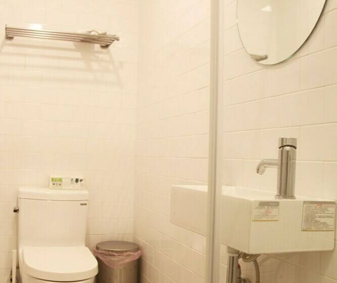 اتاق استاندارد, Owlstay Flip Flop Hostel Garden