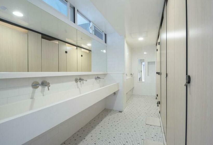 اتاق استاندارد یک تخته با سرویس بهداشتی مشترک, Owlstay Flip Flop Hostel Garden