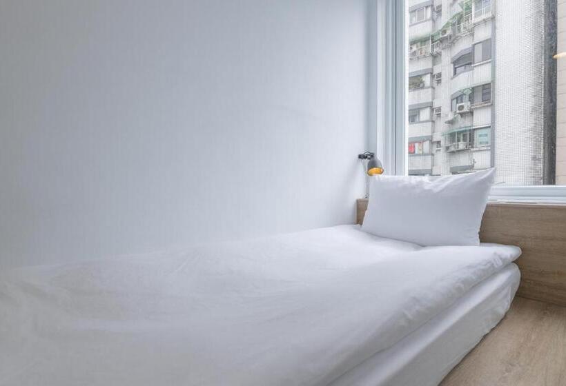 اتاق استاندارد یک تخته با سرویس بهداشتی مشترک, Owlstay Flip Flop Hostel Garden