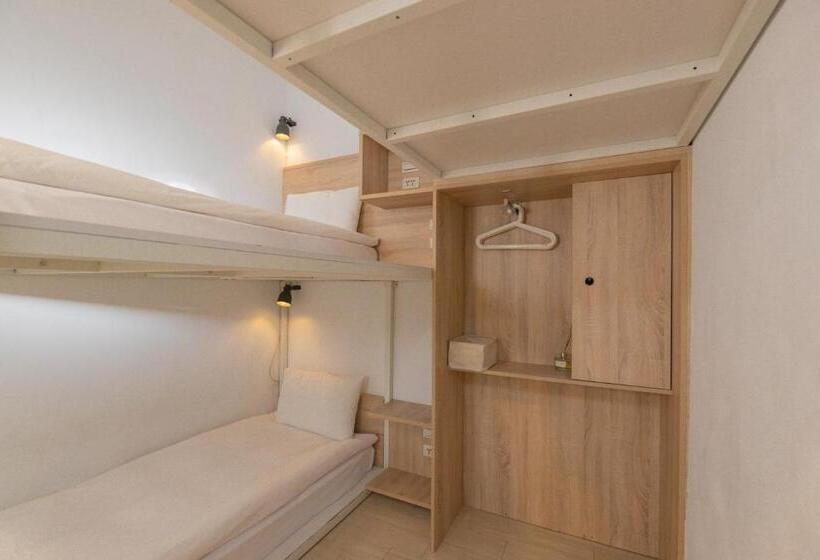 اتاق استاندارد سه نفره, Owlstay Flip Flop Hostel Garden