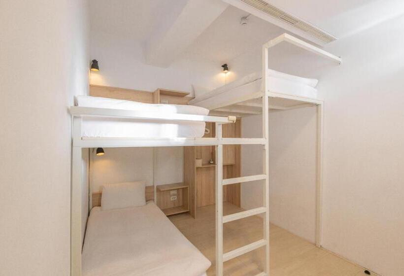 اتاق استاندارد سه نفره, Owlstay Flip Flop Hostel Garden