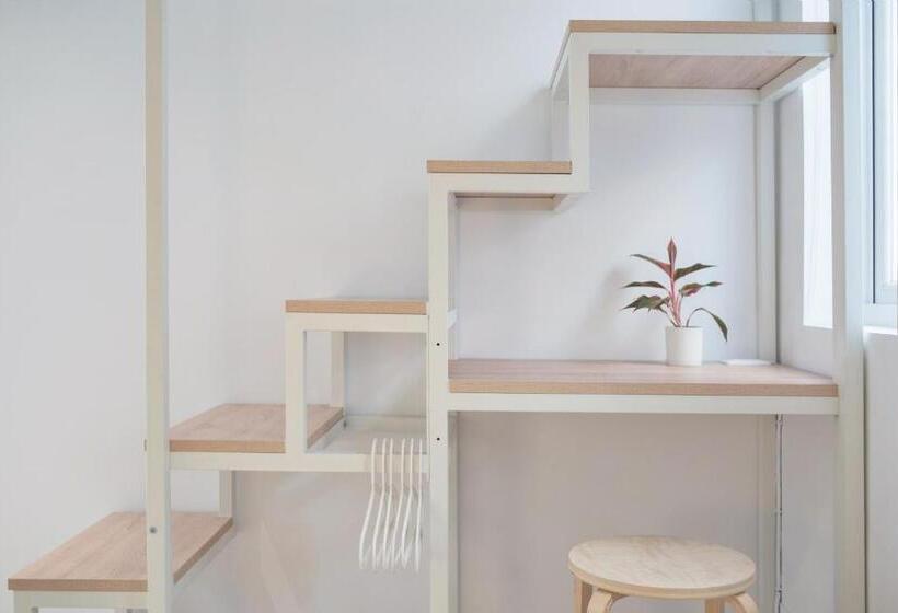 اتاق استاندارد, Owlstay Flip Flop Hostel Garden