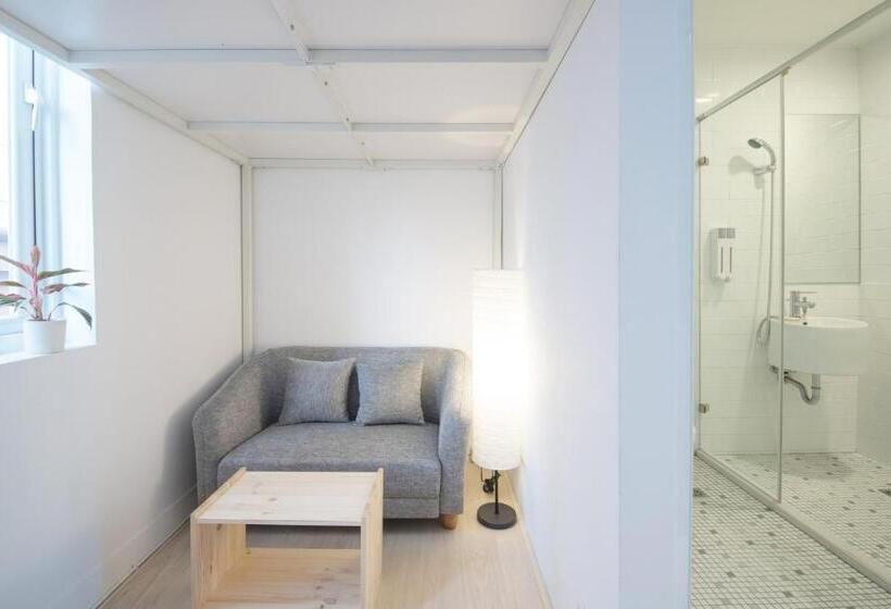 اتاق استاندارد, Owlstay Flip Flop Hostel Garden