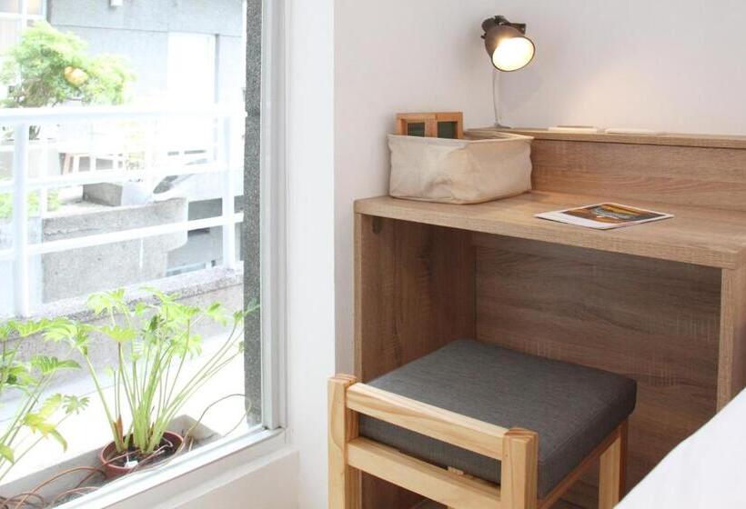 اتاق راحتی یک تخته, Owlstay Flip Flop Hostel Garden