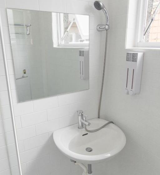 اتاق کلاسیک یک تخته, Owlstay Flip Flop Hostel Garden