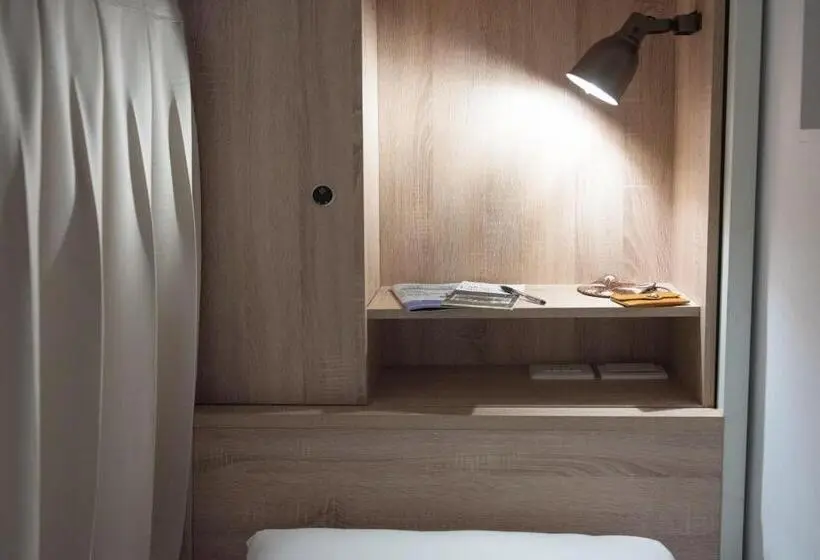 اتاق استاندارد یک نفره, Owlstay Flip Flop Hostel Garden