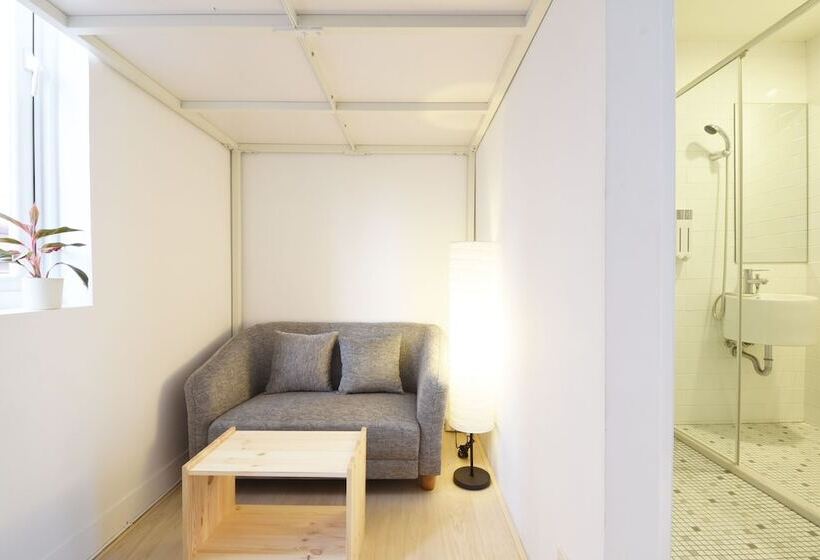 اتاق استاندارد, Owlstay Flip Flop Hostel Garden