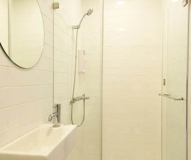 اتاق استاندارد, Owlstay Flip Flop Hostel Garden