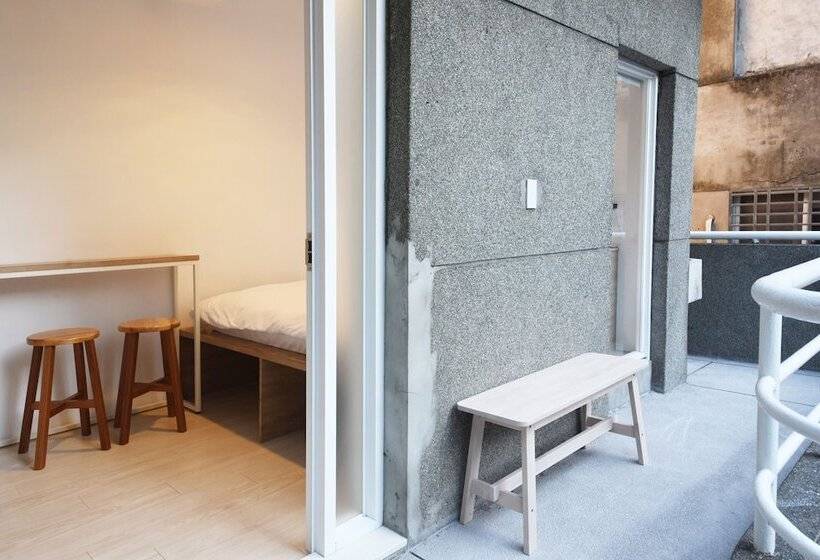 Comfort room with balcony, Owlstay Flip Flop Hostel Garden