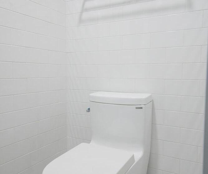 Comfort room with balcony, Owlstay Flip Flop Hostel Garden