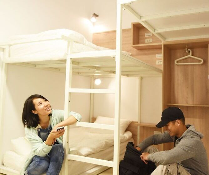 اتاق استاندارد سه نفره, Owlstay Flip Flop Hostel Garden