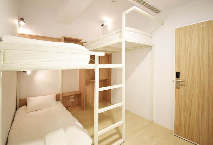 اتاق استاندارد سه نفره, Owlstay Flip Flop Hostel Garden