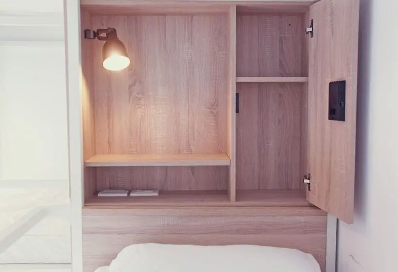 اتاق استاندارد چهار تخته, Owlstay Flip Flop Hostel Garden