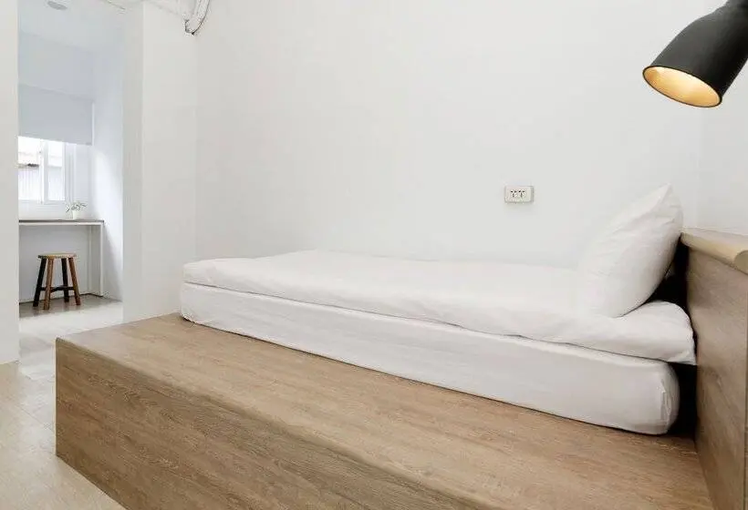 اتاق کلاسیک یک تخته, Owlstay Flip Flop Hostel Garden