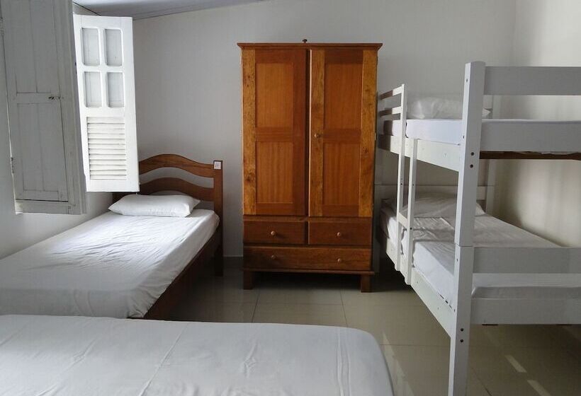 חדר משפחתי, Hostel Pelourinho