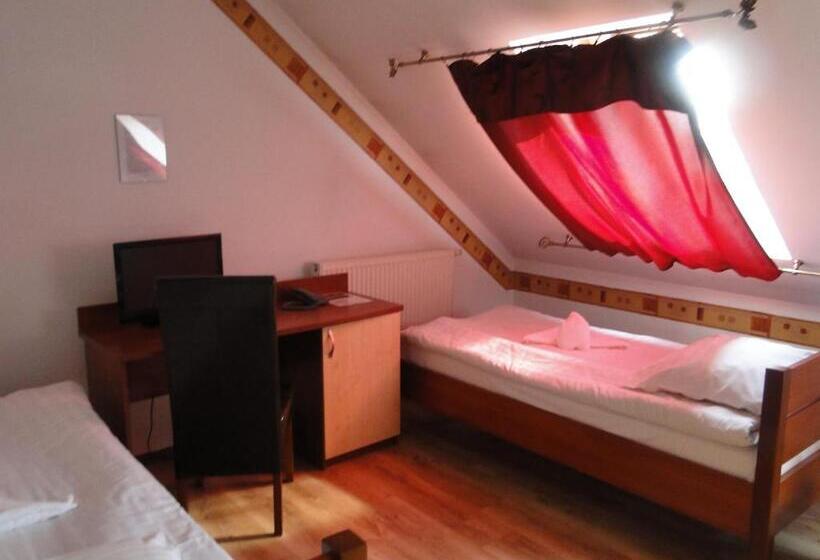 Номер Стандарт Трехместный, Agat & Spa