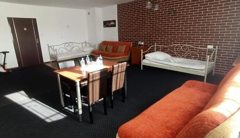 اتاق استاندارد چهار تخته, Agat & Spa