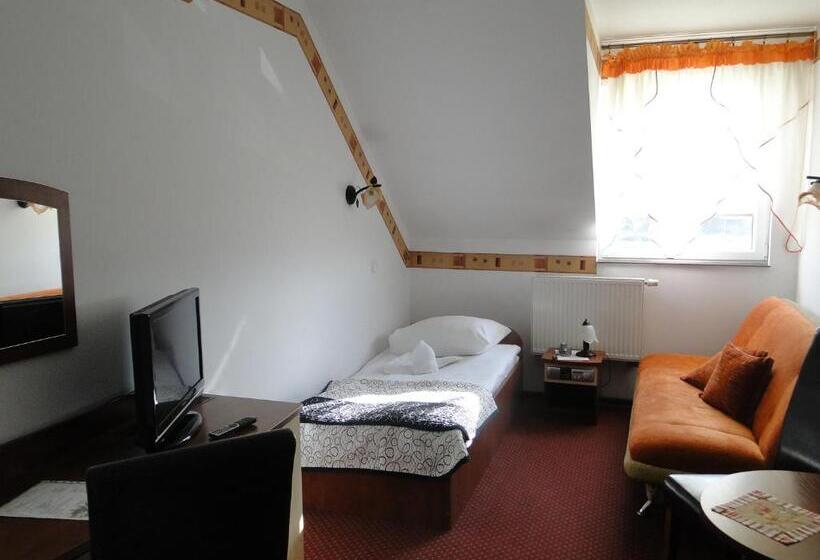 اتاق استاندارد یک نفره, Agat & Spa