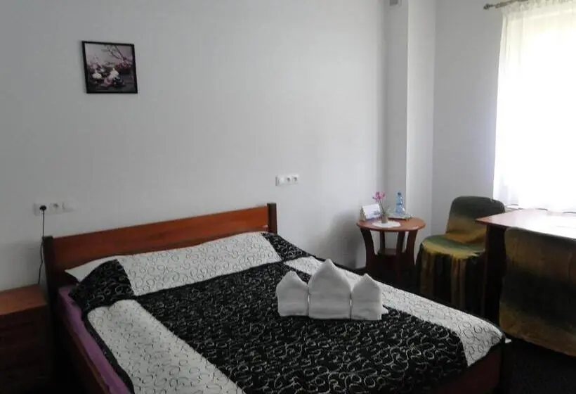 اتاق استاندارد یک نفره, Agat & Spa