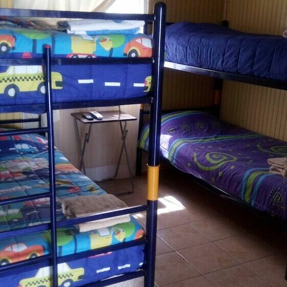 اتاق استاندارد چهار تخته, Amigos