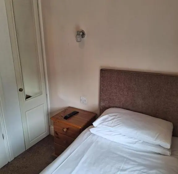 シングルベーシックルーム, Ferndale Lodge