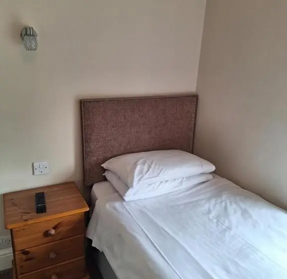 シングルベーシックルーム, Ferndale Lodge