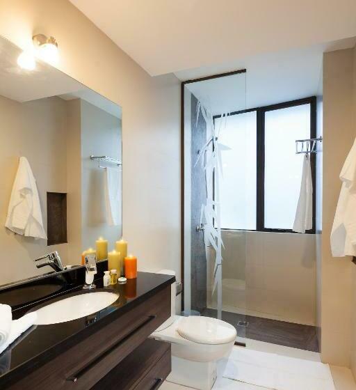 استودیوی لوکس, Mai Suites Apart