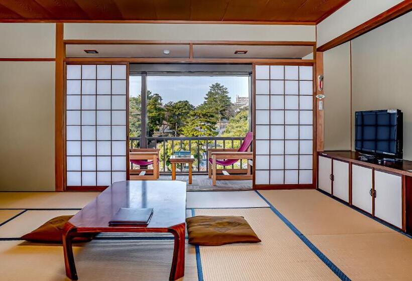 Номер Deluxe, Nara Visitor Center And Inn