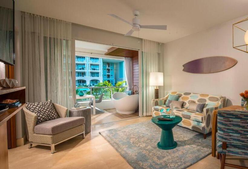 سوییت با چشم‌انداز دریا, Sandals Royal Barbados All Inclusive  Couples Only