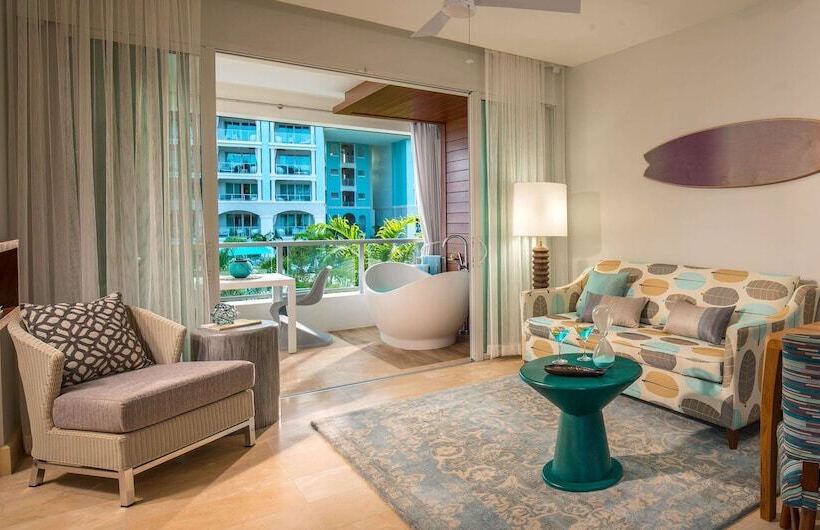 سوییت با چشمانداز دریا, Sandals Royal Barbados All Inclusive Couples Only
